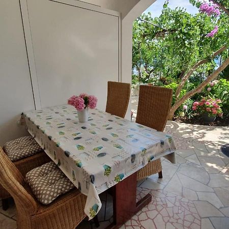 Apartment Franic Sućuraj Værelse billede